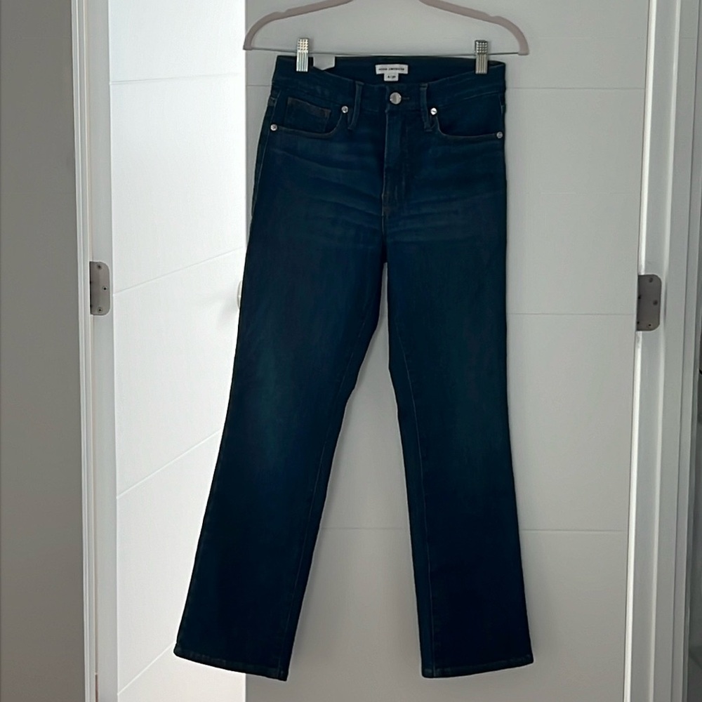 Never worn Good American women’s jeans
